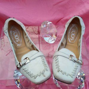 TOD'S GOMMINO DRIVING SHOES IN LEATHER - WHITE 7